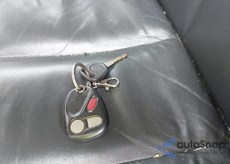 2002 Chevrolet Avalanche из США, поврежденный, VIN 3GNEK13T52G248925